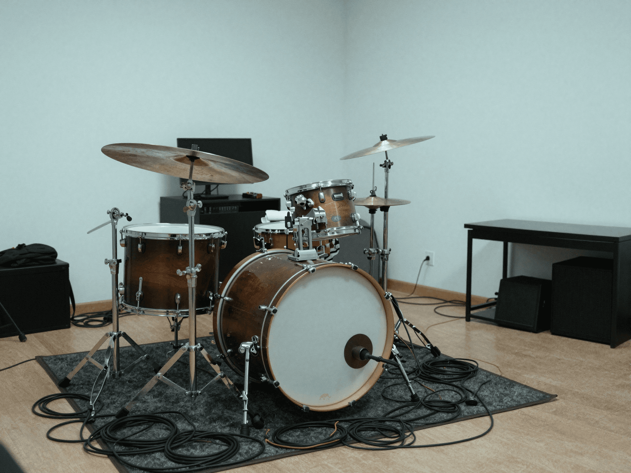 Made to dance while still a mess — GuGu's 'ALL I MESS'