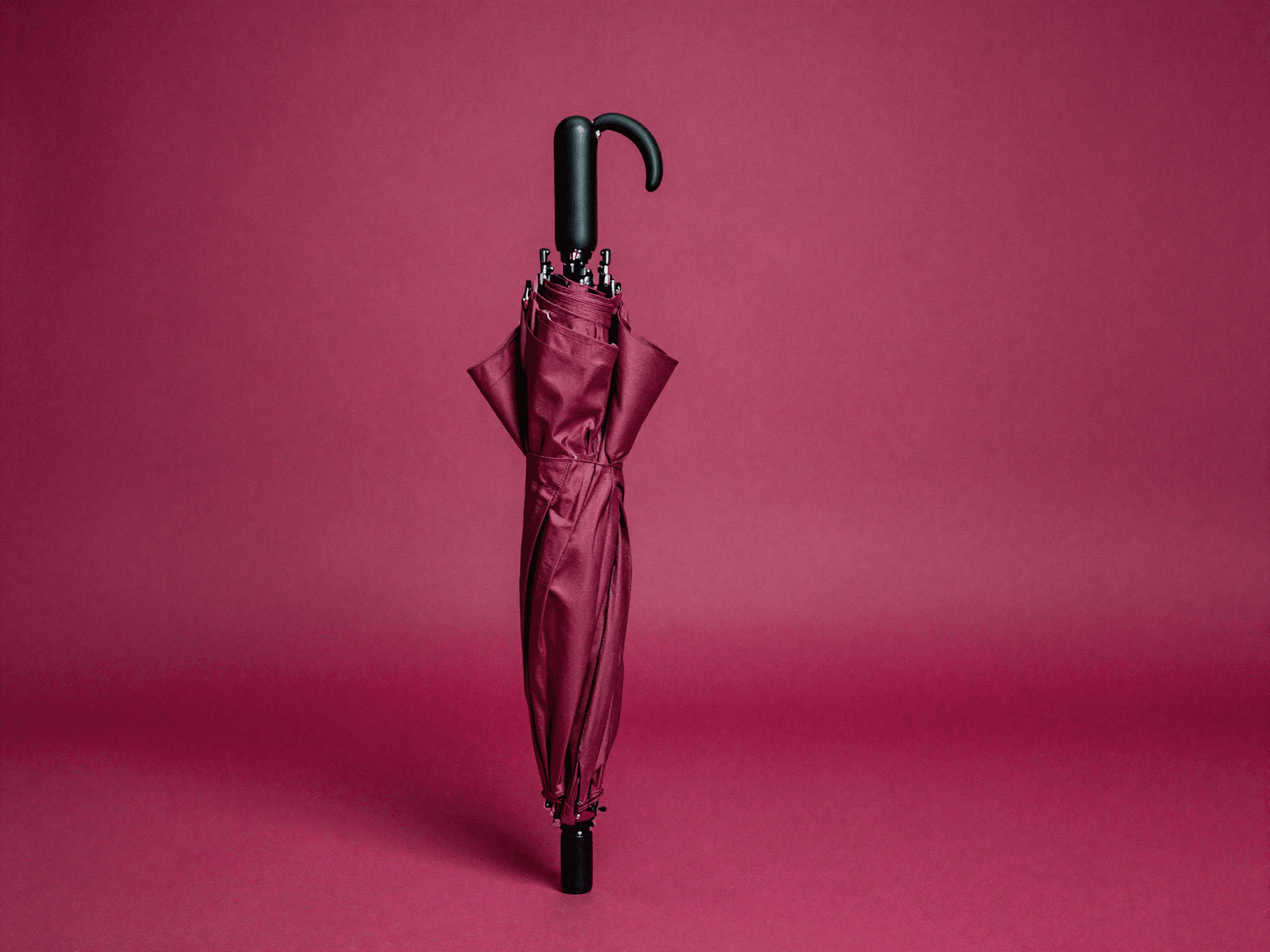The knife that arrived two months late — aespa's 'Switchblade'