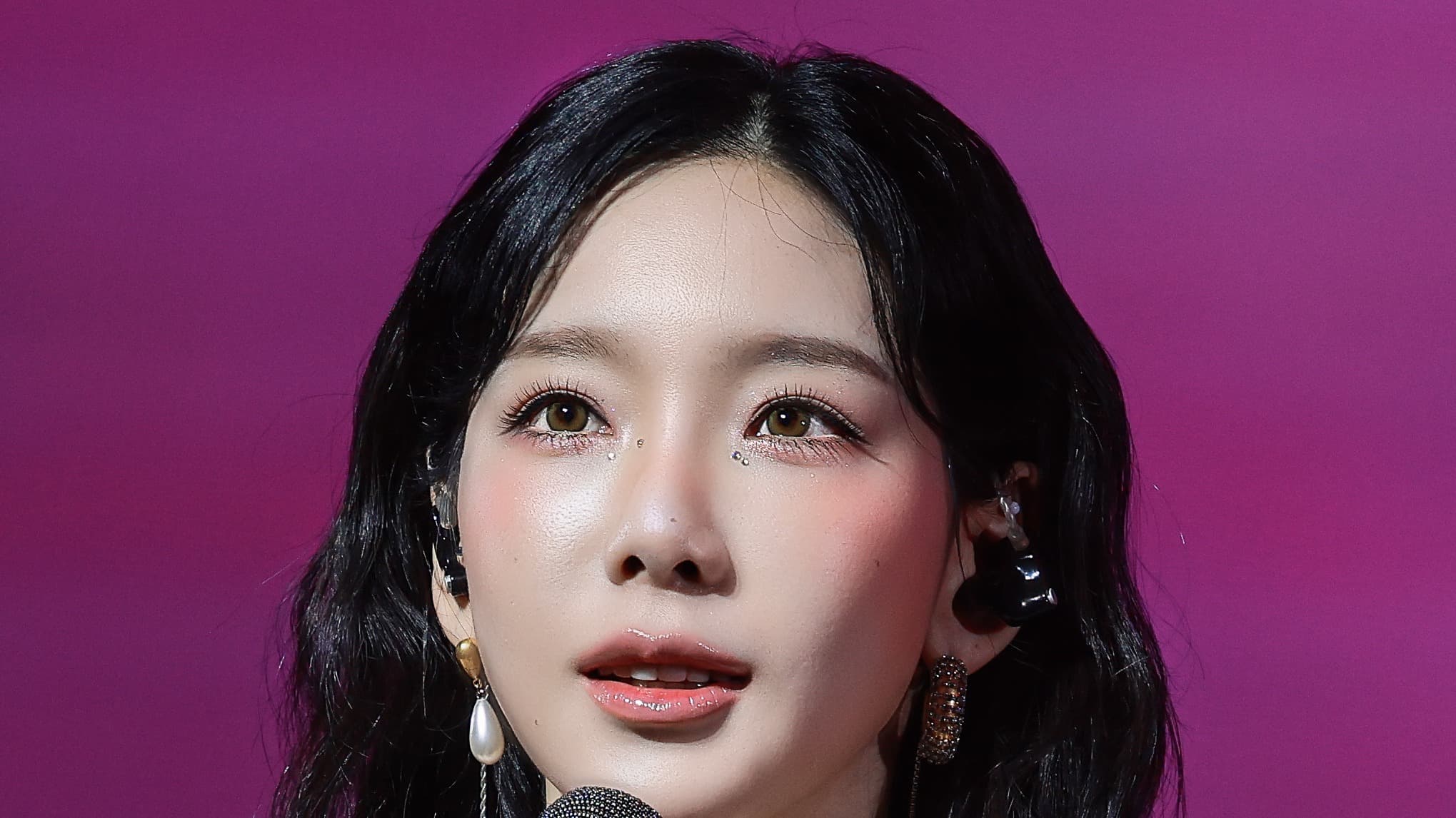 노래방 키 버튼을 누른 것처럼 — 끝에서 키가 올라가는 차트 속 노래 7