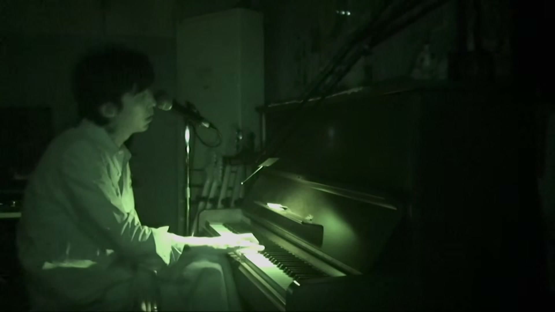 'Why do we' becomes 'why did we, to each other,' summer turns to winter: Cloud koh's '우리는 왜'
