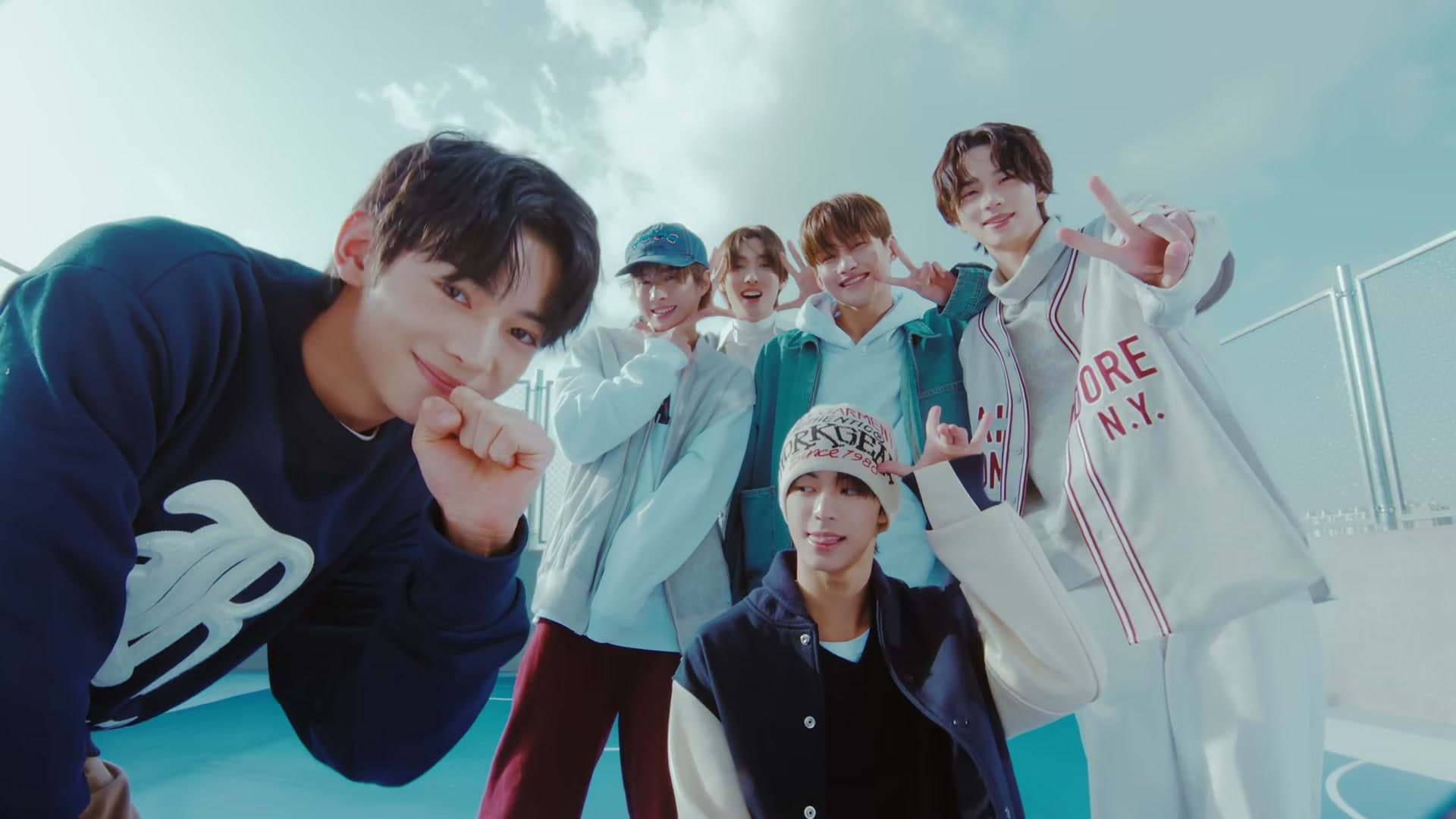 'JUMP' holds its breath for 2.65 seconds: 10 chart songs and the spots where the sound cuts out