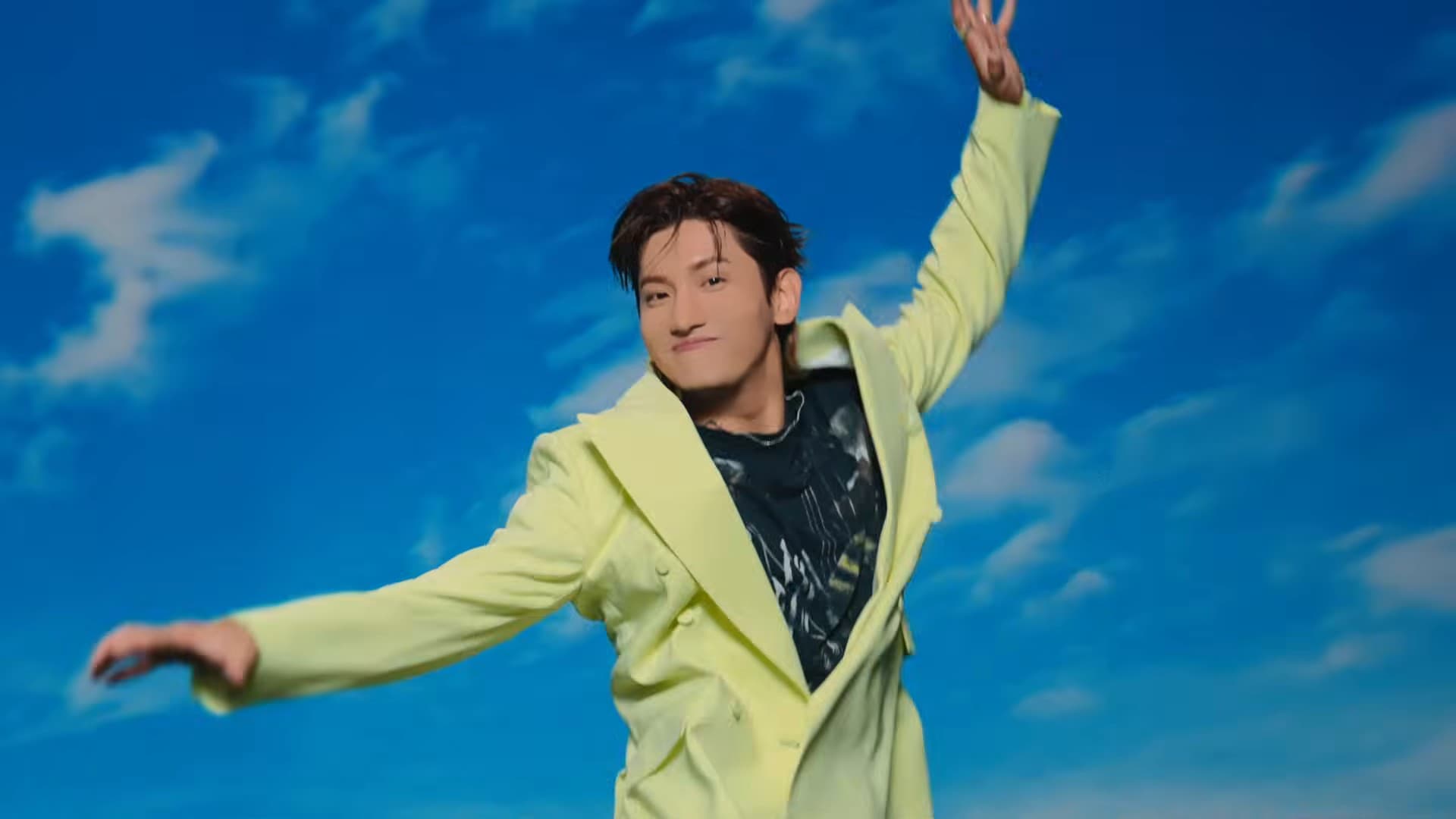 'All Of My Life' 전에 최강창민 입문 — '여정'부터 'HYBRID'까지, 직접 쓴 가사 속 '길'